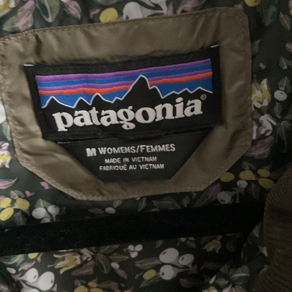 Patagonia Olive Green Quilted Snap-Front Jacket - Picture 4 of 7